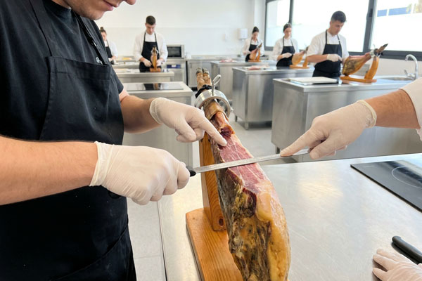 curso iniciación cortador de jamón